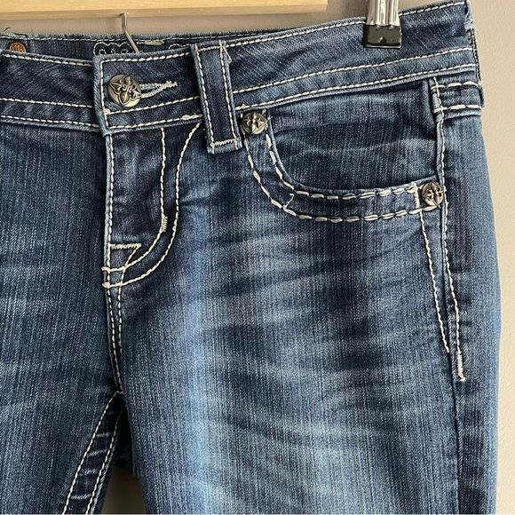 Miss Me Low Rise Easy Bootcut Blue Jeans with Jewels and Studs, size 26 tall - Picture 4 of 11
